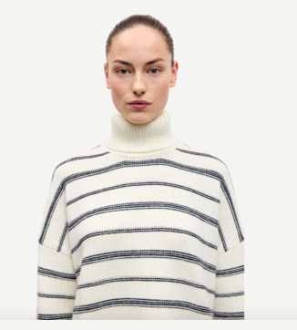 Sakeiku turtleneck