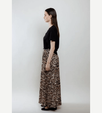 Manon leopard skirt