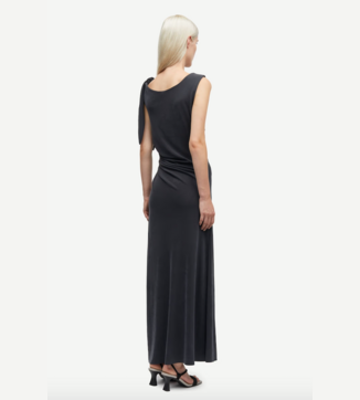 Sasus dress