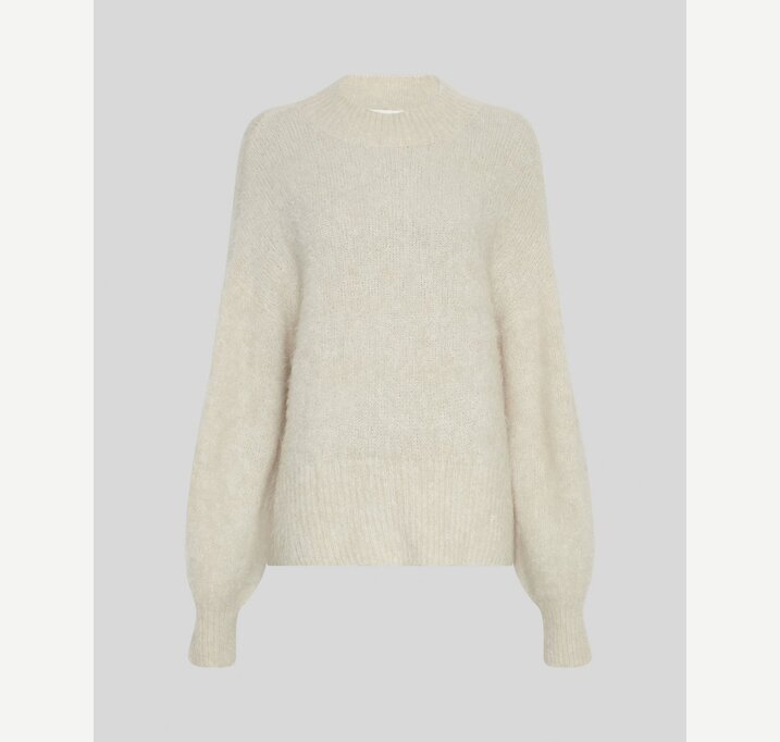 Thira Salmia pull Thira Salmia pull