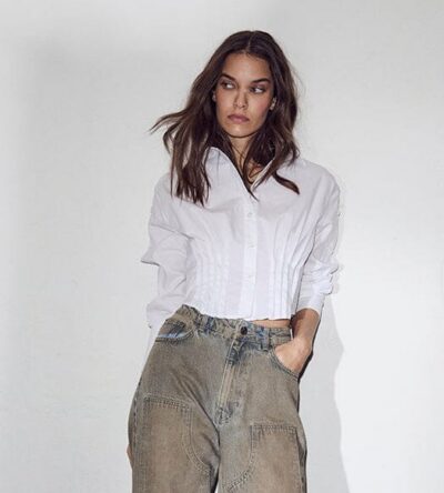 Bell pleat crop shirt Bell pleat crop shirt